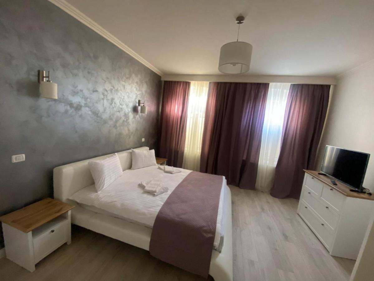 Dodo House Lägenhet Braşov Exteriör bild